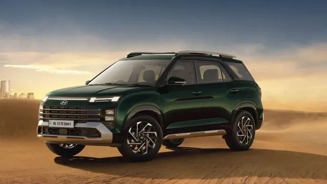 hyundai alcazar base variant calculate monthly emi payments if down payment three lakh rupees