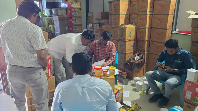 Fake ghee business busted in Ratlam, 1610 litres seized