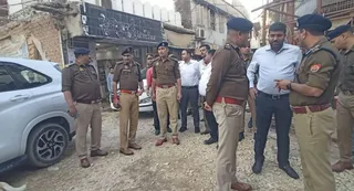 डीआइजी,डीएम व एसएसपी ने रविवार को लिया सुरक्षा-व्यवस्था का जायजा। जागरण