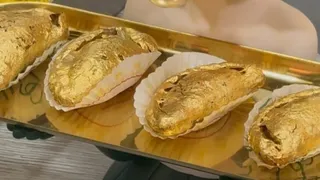 मेरठ में उपलब्ध सोने की गुझिया