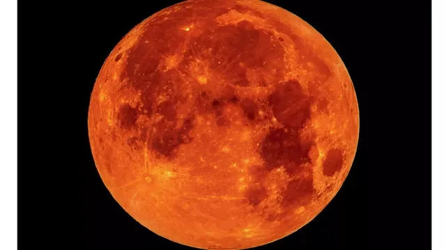भारत में कब और कहां दिखेगा पूर्ण चंद्रग्रहण, कितनी देर रहेगा ब्लड मून का असर? 2 News Article Hero Image