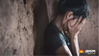 इसमें प्रतीकात्मक तस्वीर लगाई गई है।
