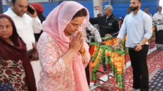 संत रामपाल आश्रम में पहुंची डॉ. नवजोत कौर।