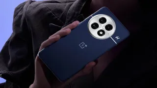 OnePlus 13 5G फोन पर 13,500 रुपये का बड़ा डिस्काउंट, फ्लिपकार्ट पर उपलब्ध