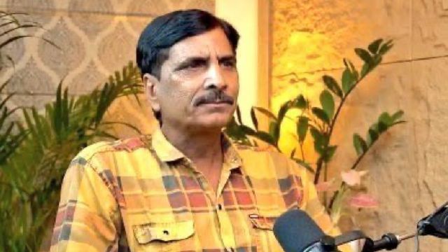 विचार: कट्टरता से लड़ना इतना कठिन क्यों?