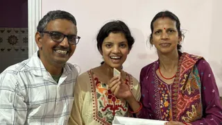 देहरादून की मीनल नेगी ने यूपीएससी परीक्षा में 66वीं रैंक हासिल की है।