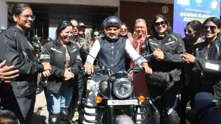 मध्य प्रदेश में 'क्वीन्स ऑन द व्हील्स' महिला बाइकिंग टूर शुरू