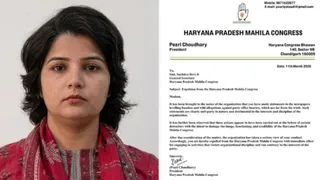 हरियाणा महिला कांग्रेस की महासचिव सुचित्रा देवी को पार्टी ने निकाल भी दिया है।