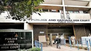 चंडीगढ़ में सरकारी कोठियों पर लंबे समय से अवैध कब्जे के मामले में हाईकोर्ट में सुनवाई।