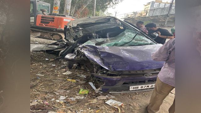 चंडीगढ़ के डेराबस्सी में कार और ट्रक की भीषण टक्कर, युवक की मौत; पत्नी समेत चार घायल

