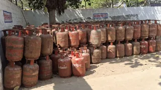 सिलिंडर का फाइल फोटो।