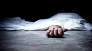 श्मशान घाट में खुद को मार ली गोली।