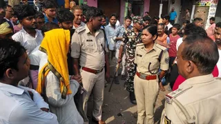 आशा कार्यकर्ता को ट्रक ने रौंदा