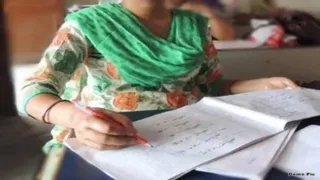 उत्तरपुस्तिकाओं का मूल्यांकन कार्य अंतिम चरण में (प्रतीकात्मक चित्र)