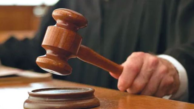 टैक्सी ड्राइवर से लूटपाट मामले में आरोपी प्रिया को राहत नहीं, अदालत ने खारिज की जमानत याचिका 
