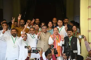 मतदान प्रक्रिया समाप्त