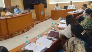 गाजियाबाद नगर निगम की बैठक में लोगों को नहीं मिली राहत। फाइल फोटो