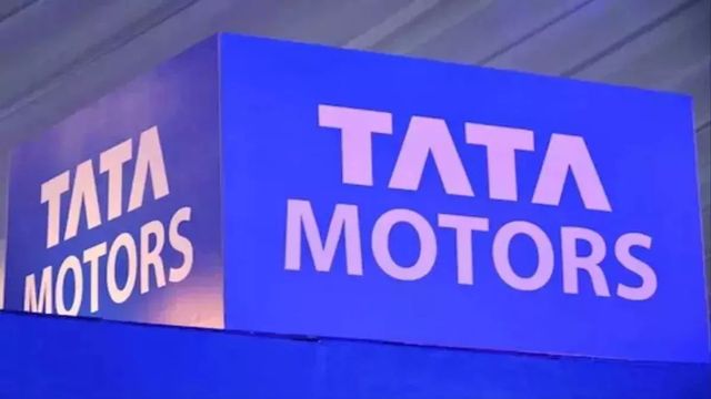टाटा मोटर्स कर्मचारियों को मिली बड़ी सौगात, ग्रेड रिवीजन समझौते के बाद सैलरी में हुई बढ़ोतरी