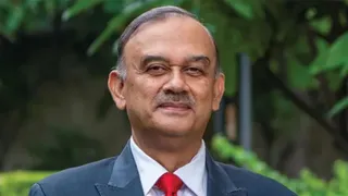 तानु चक्रवर्ती ने एचडीएफसी बैंक के पार्ट-टाइम चेयरमैन की पोस्ट से इस्तीफे दे दिया।