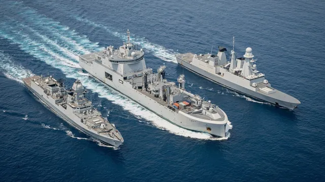  भारतीय ईंधन टैंकरों की ढाल बनी नौसेना, सरकार ने होर्मुज जलडमरूमध्य में भेजे अतिरिक्त युद्धपोत