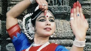 प्रसिद्ध ओडिसी नृत्यांगना मधुमिता राउत का निधन, कला जगत में दौड़ी शोक ...