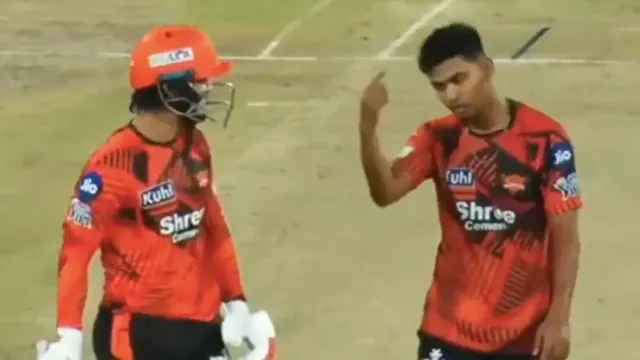  SRH में सब ठीक नहीं? कप्‍तान ईशान किशन को आउट करने के बाद गेंदबाज ने दिखाया बाहर का रास्‍ता- Video