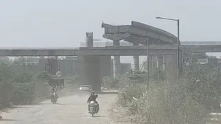 ग्रीनफील्ड एक्सप्रेसवे का दिल्ली-मुंबई एक्सप्रेसवे को कनेक्ट करने वाला भाग। जागरण