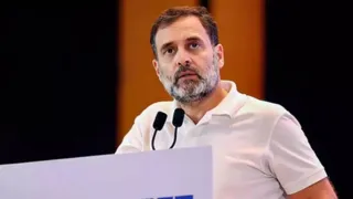भाजपा और राष्ट्रीय स्वयंसेवक संघ पर निशाना साधा