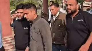 ईओडब्ल्यू ने आरोपितों को प्रोडक्शन वारंट पर लाकर सात दिन का रिमांड हासिल किया है।