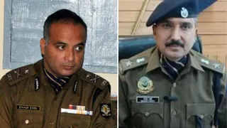हिमाचल पुलिस के आईजी एस जहूर जैदी और डीआईजी संजीव गांधी। जागरण आर्काइव