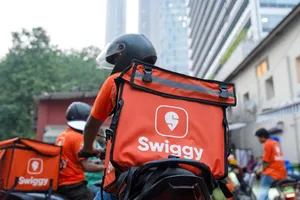 स्विगी ने बढ़ा दी प्लेटफॉर्म फीस