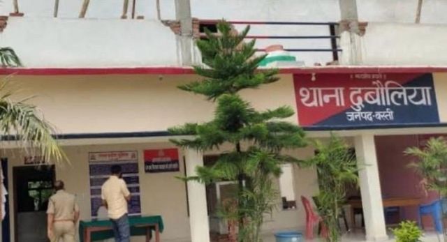बस्ती में थानाध्यक्ष की सूझबूझ से 10 साल पुराना भूमि विवाद सुलझा, भाइयों ने गले मिलकर खत्म की रंजिश
