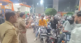 गोरखपुर जिले में 32 लाख 26 हजार लीटर डीजल-पेट्रोल का स्टॉक। जागरण