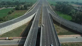 झारखंड बिहार में 5 नए हाईवे प्रोजेक्ट बदलेंगे तस्वीर, उद्योग और पर्यटन को मिलेगा बढ़ावा।