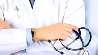 प्रयागराज में कॉल्विन अस्पताल के डॉक्टर पर जानलेवा हमले में केस दर्ज हुआ है।