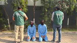 गिरफ्तार आरोपियों की पहचान रोहतक निवासी लक्ष्य डांगी और झज्जर के रहने वाने नीरज के रूप बताई गई है।
