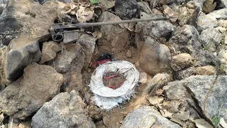 जमुई में सुरक्षाबलों पर हमले की साजिश नाकाम, बाराटाड़ जंगल से केन बम ...