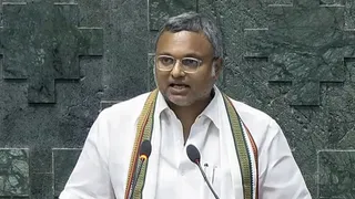कार्ति चिदंबरम की तरफ से शनिवार को न्यायमूर्ति स्वर्ण कांता शर्मा की पीठ के समक्ष कहा गया कि सीबीआइ मामले में ट्रायल कोर्ट ने आरोप तय कर दिए हैं।