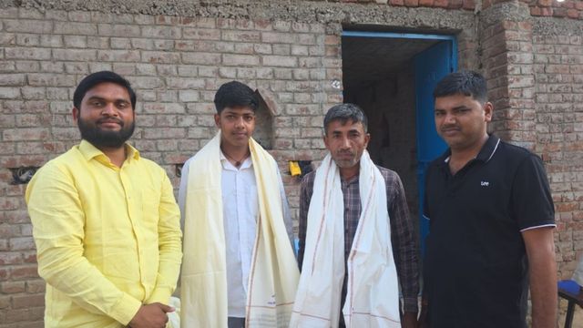 औरंगाबाद के आकाश कुमार ने मैट्रिक परीक्षा में हासिल किया 8वां स्थान, सोशल मीडिया से दूरी को बताया सफलता का मंत्र
