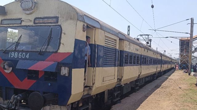83 दिन बाद बहाल हुई रांची-टोरी मेमू सेवा, 28 मार्च से पटरी पर दौड़ेगी ट्रेन
