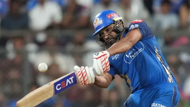 कोलकाता के खिलाफ रोहित शर्मा ने तोड़ा कोहली का 'विराट' रिकॉर्ड, खास लिस्ट में निकल गए सबसे आगे