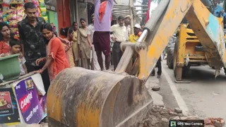 पटना में हटाया जा रहा अतिक्रमण। फाइल