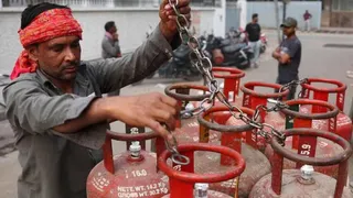 LPG शिकायत के लिए झारखंड सरकार ने जारी किया हेल्पलाइन नंबर। (प्रतीकात्मक फोटो)।