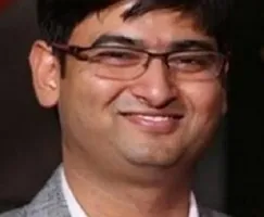2014 बैच के पीसीएस अधिकारी अविकेश गुप्ता।