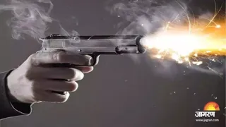 ब्रिगेडियर की गोली लगने से मौत के बाद सुर्खियों में आया बार। प्रतीकात्मक