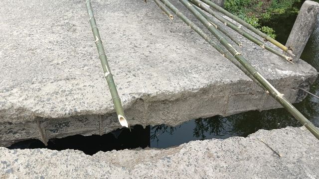 सुपौल में 2008 के बाढ़ में ध्वस्त हुआ पुल आज भी अधूरा, 18 साल से त्रासदी झेल रहे ग्रामीण
