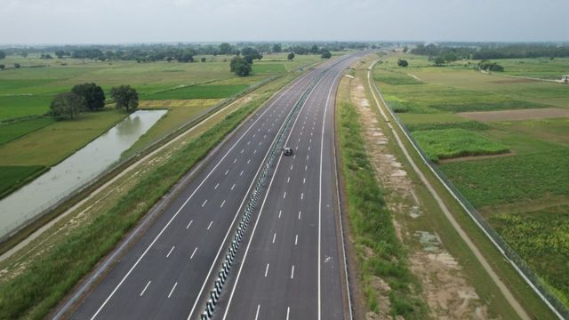 Lucknow-kanpur Expressway के शुरू होने को लेकर आया बड़ा अपडेट, केवल 40 मिनट में पूरा होगा सफर
