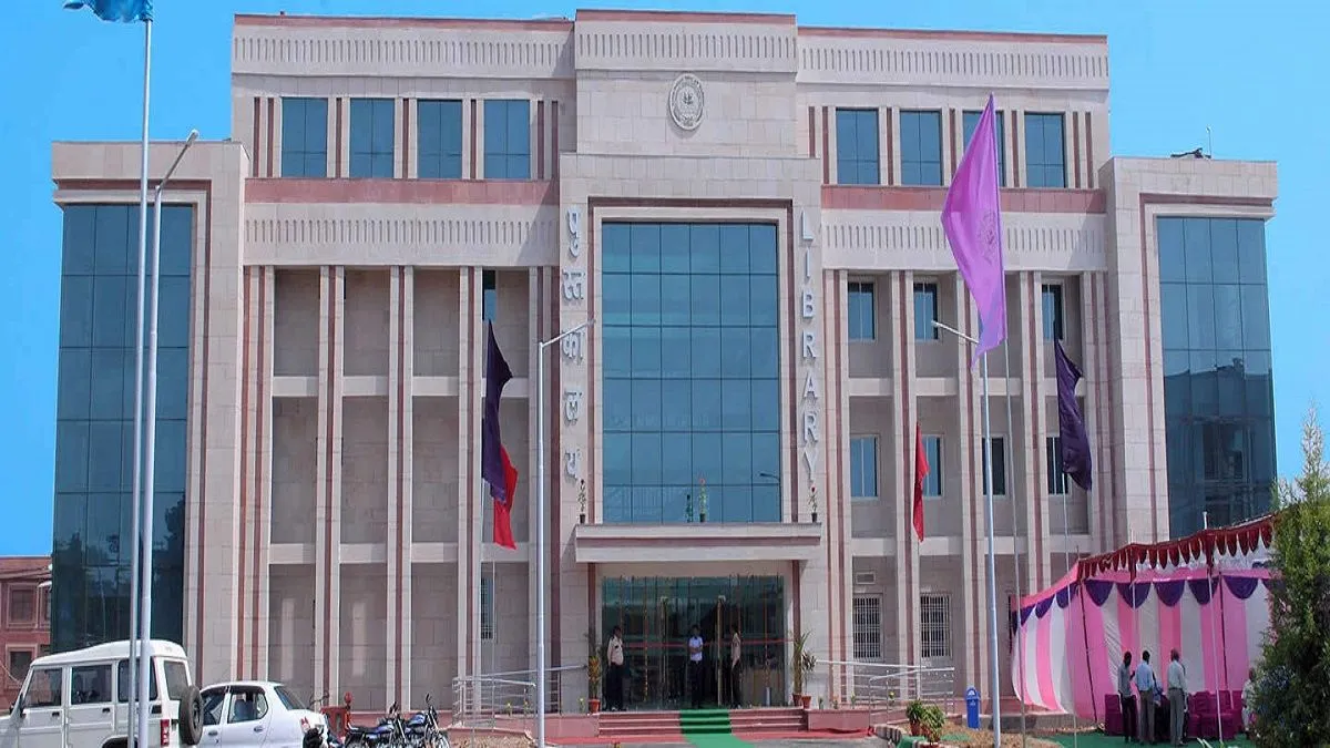 चार साल तक पौधा रहा सुरक्षित तभी मिलेगा ग्रीन ग्रेजुएशन सर्टिफिकेट, राजमाता विजयाराजे सिंधिया कृषि विश्वविद्यालय की पहल