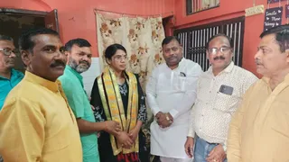 सदर विधायक विपिन वर्मा डेविड समेत कई गणमान्य लोगों ने मानिकपुर पहुंचकर दी बधाई