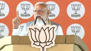बंगाल में पीएम मोदी की बदली चुनावी पटकथा। (X- @BJP4India)